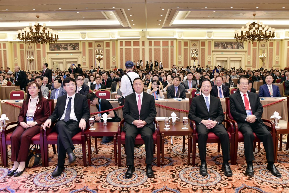 開幕典禮：(從左至右)郭素沁部長、薛曉峰副主任、梁維特司長、江宜樺董事長、丁楷恩執行主席。